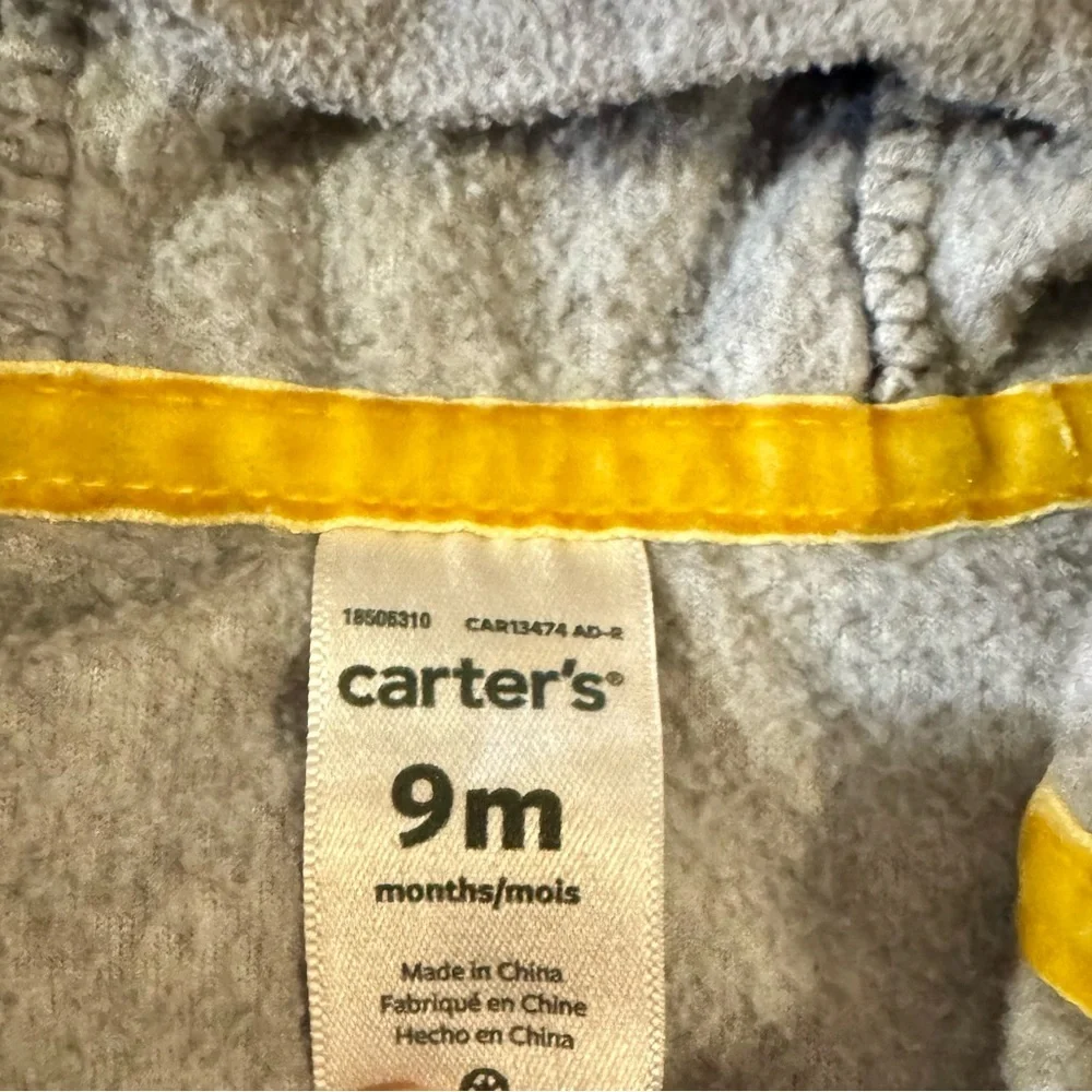 Carter's - Adorable Gray and Yellow Baby Girl Outfit with Kitten Print, Size9m